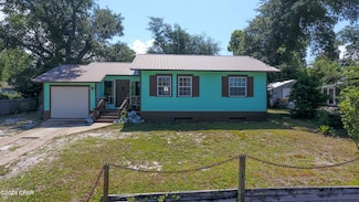 124 Rowe Ave, Panama City, FL 32401