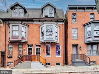 330 E Locust St, York, PA 17403