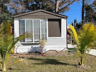 1016 Foxfire Dr, North Myrtle Beach, SC 29582