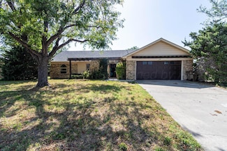 13 Idlewood Ln, Canyon, TX 79015