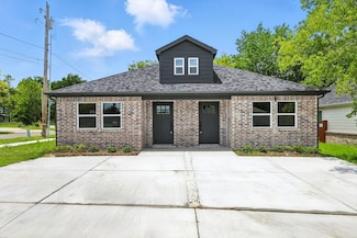 3206 Sayle St Unit 102, Greenville, TX 75401