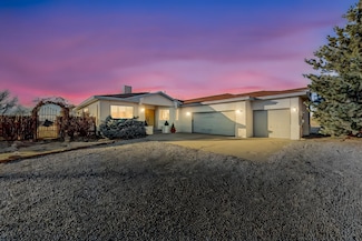 6333 Calle Vencejo, Santa Fe, NM 87507