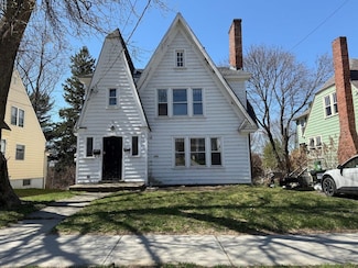 103 Caroline St, Burlington, VT 05401