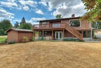 15518 44th Place S, Tukwila, WA 98188