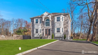 1515 Sherwood Blvd, North Brunswick, NJ 08902