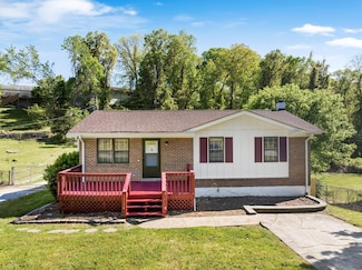 9027 Wooten Rd, Chattanooga, TN 37416