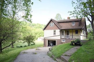 1987 Fish Creek Rd, Proctor, WV 26055