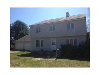 6 Bramblewood Cross Rd, Little Compton, RI 02837