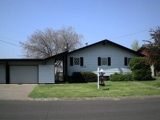 3719 Minnesota Ave, Duluth, MN 55802