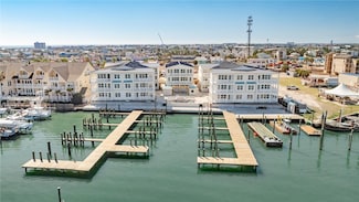 136 W Cotter Ave Unit 4, Port Aransas, TX 78373