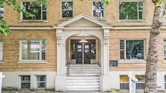 7 Harrison St Unit 5, Seattle, WA 98109