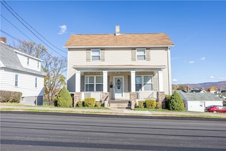 102 Easy St, Uniontown, PA 15401