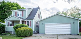 425 Harvard Ave, Alma, MI 48801