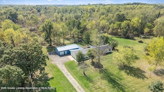 998 E Butterfield Hwy, Charlotte, MI 48813