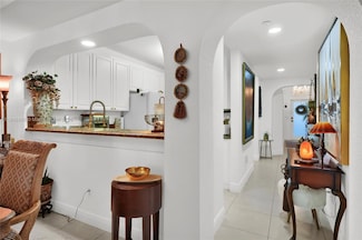 10720 NW 66th St Unit xxx, Doral, FL 33178