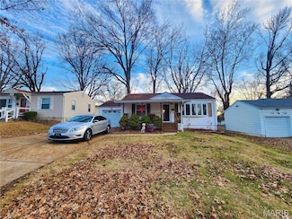 1254 Roxton Dr, Saint Louis, MO 63137