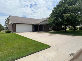 1105 B N 2nd St, Cimarron, KS 67853