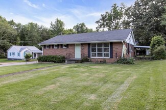 212 S Lake St, Paris, TN 38242