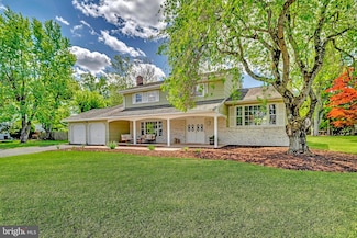 10 Manor Ridge Dr, Princeton Junction, NJ 08550