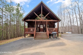 2220 Breezy Rd, Sevierville, TN 37876