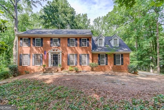3741 Windhurst Dr SW Unit 11, Lilburn, GA 30047