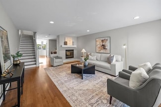 1101 W 47th St Unit B, Kansas City, MO 64112