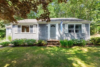 68 Freeboard Ln, Yarmouth Port, MA 02675