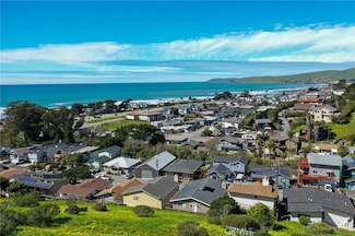 348 Cerro Gordo Ave, Cayucos, CA 93430