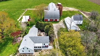 6678 Forest Lawn Rd, Three Oaks, MI 49128