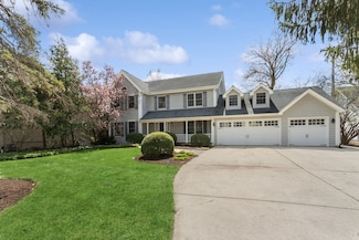 435 Naperville Rd, Clarendon Hills, IL 60514