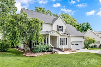 12 Eden Glen Rd, Black Mountain, NC 28711