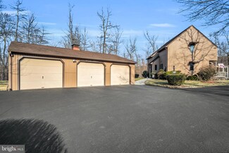 638 Whiskey Springs Rd, Boiling Springs, PA 17007
