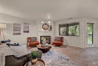 3695 S Gekeler Ln Unit 18, Boise, ID 83706