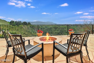 1822 Calle Borrego, Thousand Oaks, CA 91360