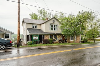 4991 Walnut St, Sugarcreek, OH 44681