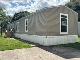 4120 Avenue O Trlr 17 Unit 17, Santa Fe, TX 77510