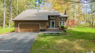 29 Linden Ave, Queensbury, NY 12804