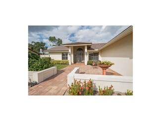 9950 Ortega Ln, Bonita Springs, FL 34135