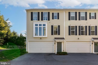 3021 Meridian Commons Unit D, Mechanicsburg, PA 17055