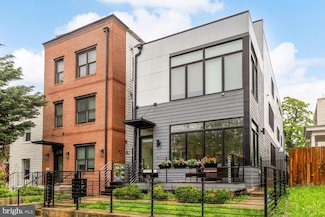 725 Kenyon St NW Unit 1, Washington, DC 20010