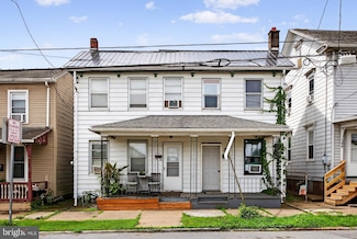 552 E Front St, Danville, PA 17821