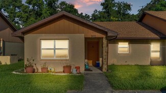 5011 Cimarron Dr, Lakeland, FL 33813