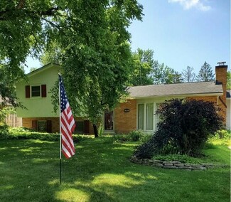 3081 Minerva Lake Rd, Columbus, OH 43231