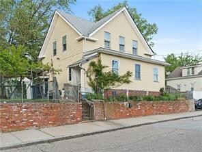 6 Huber Ave, Providence, RI 02909