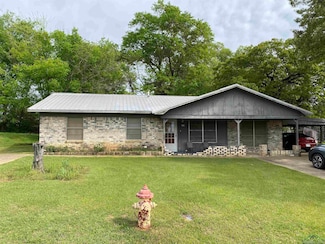 610 Houston St, Atlanta, TX 75551