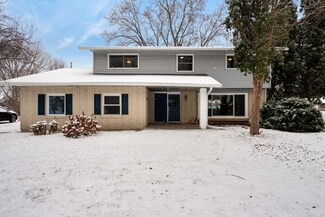 3599 Carncross Dr, Mc Farland, WI 53558