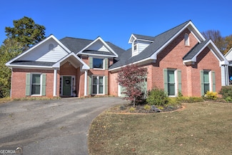 11 Woodhaven Ct SW, Cartersville, GA 30120