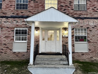 60 Trafalgar Rd Unit 1, New Windsor, NY 12553