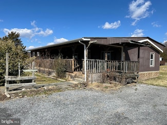 220 3rd St, Moorefield, WV 26836