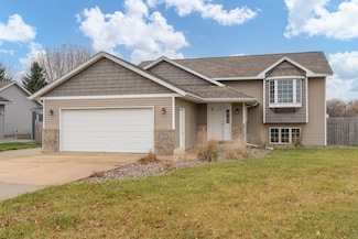 900 10th St SE, Waseca, MN 56093